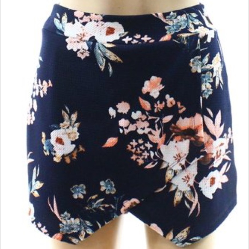🍭Blue floral Soprano skort !!